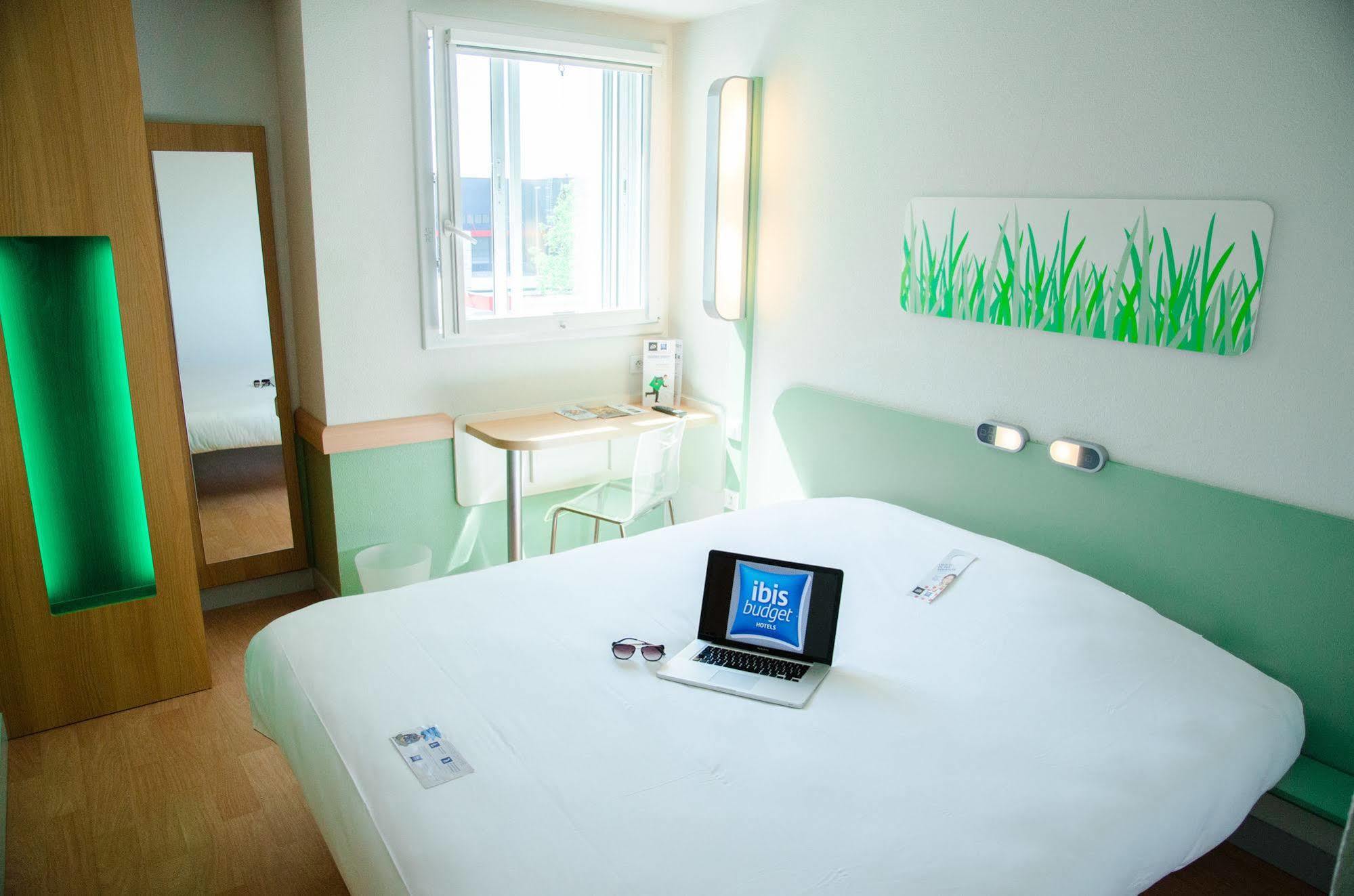 Ibis Budget Aeroport Le Bourget Garonor Le Blanc-Mesnil Exterior photo