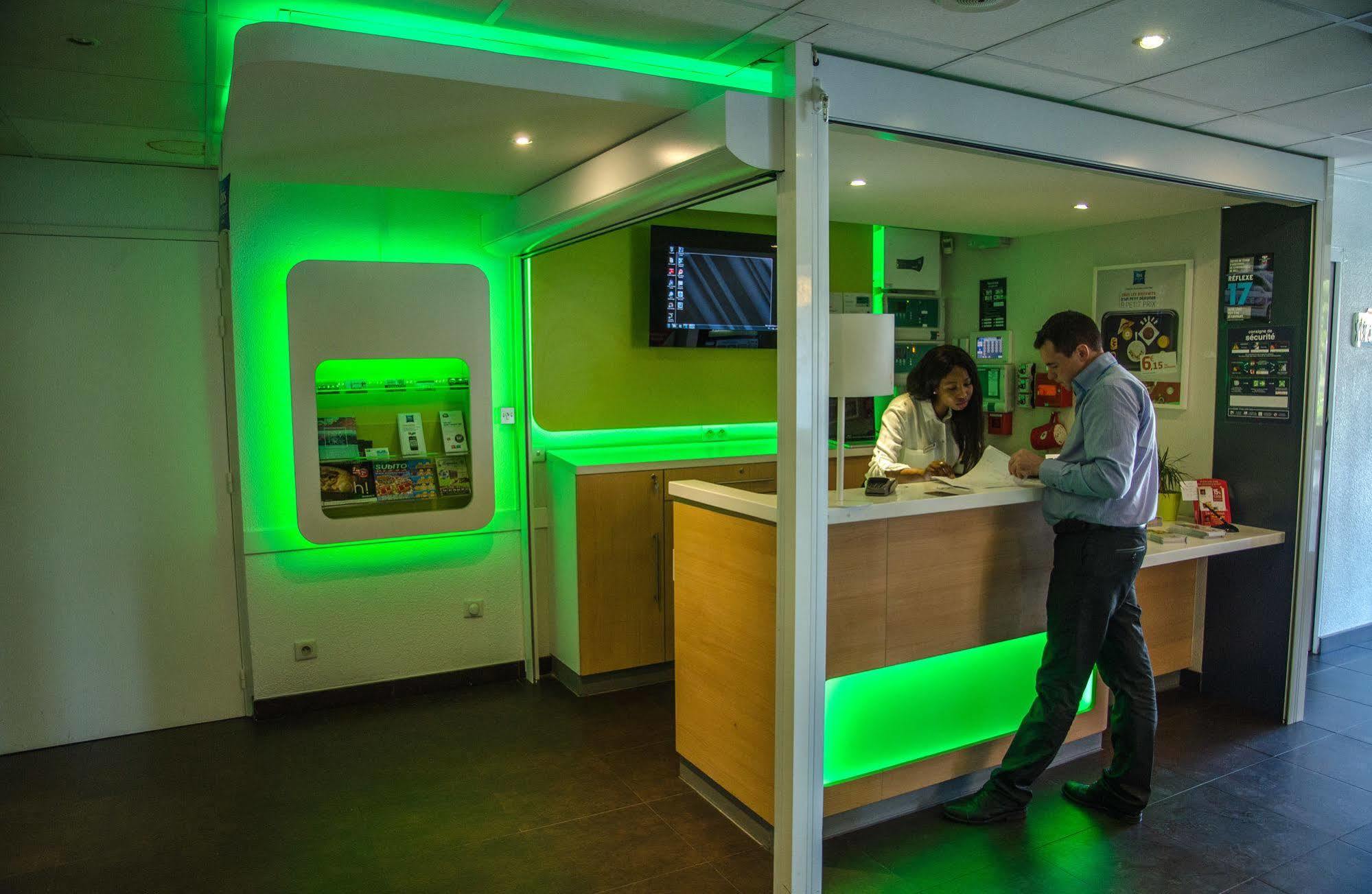 Ibis Budget Aeroport Le Bourget Garonor Le Blanc-Mesnil Exterior photo